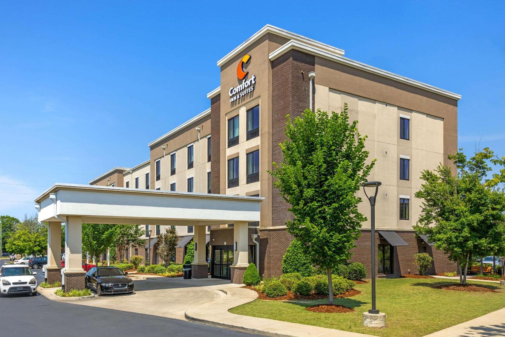 Comfort Inn & Suites At Crossplex Village Birmingham  Kültér fotó